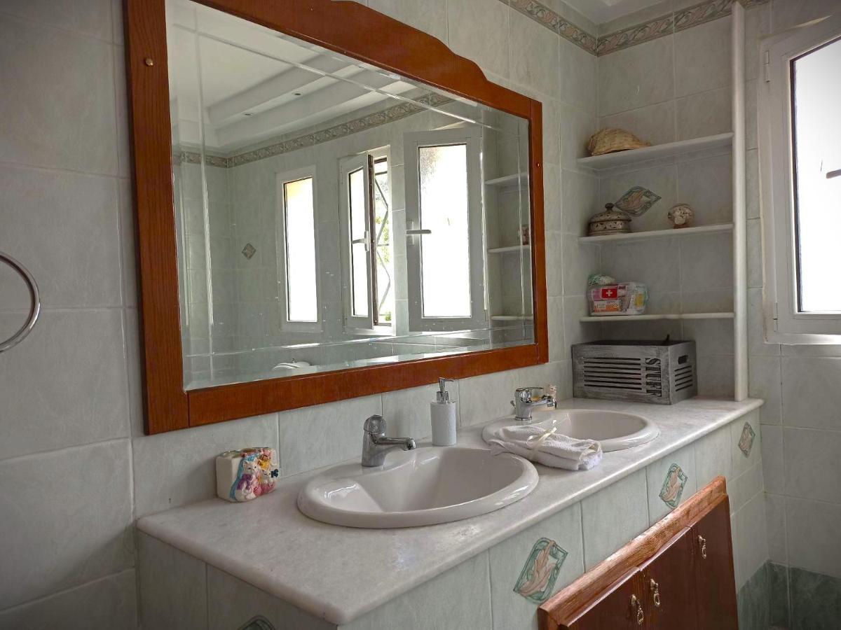 Villa Theonymfi *